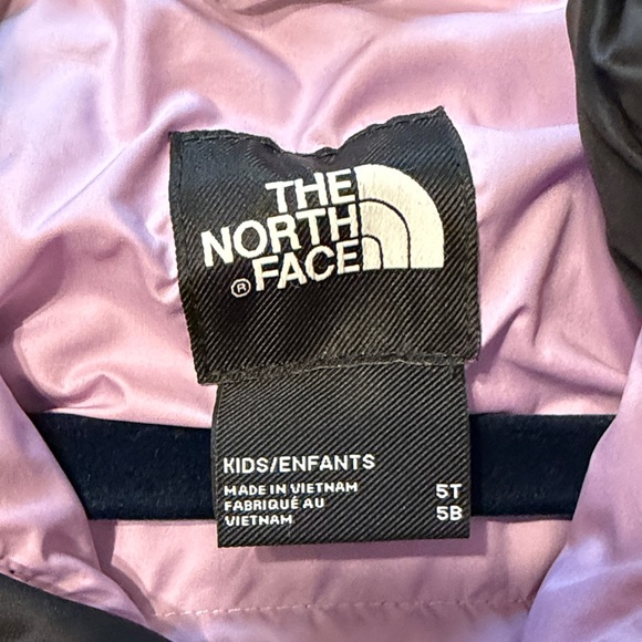 The North Face Kids Puffer Jacket - Lavender and Black - Picture 9 of 9